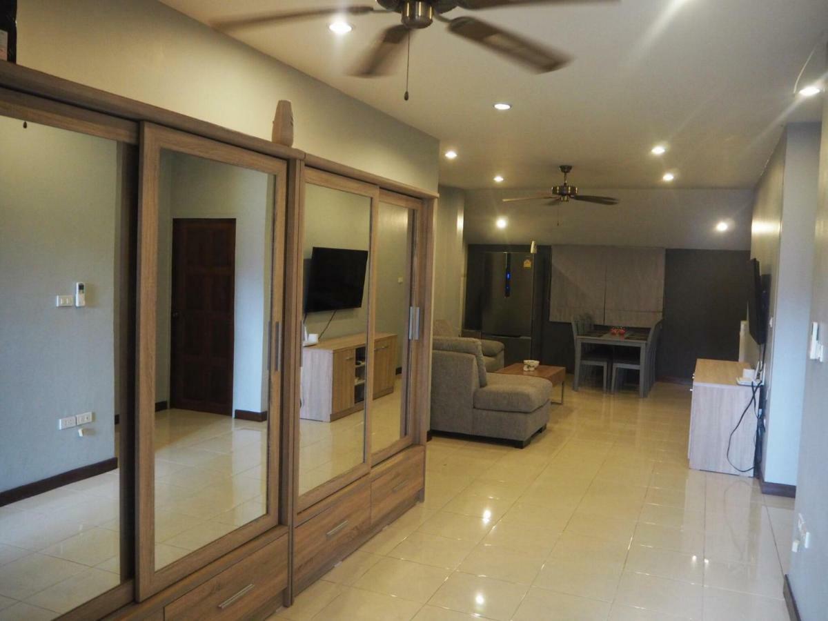 Beautiful 3 Bedroom Garden Villa ฉลอง ภายนอก รูปภาพ