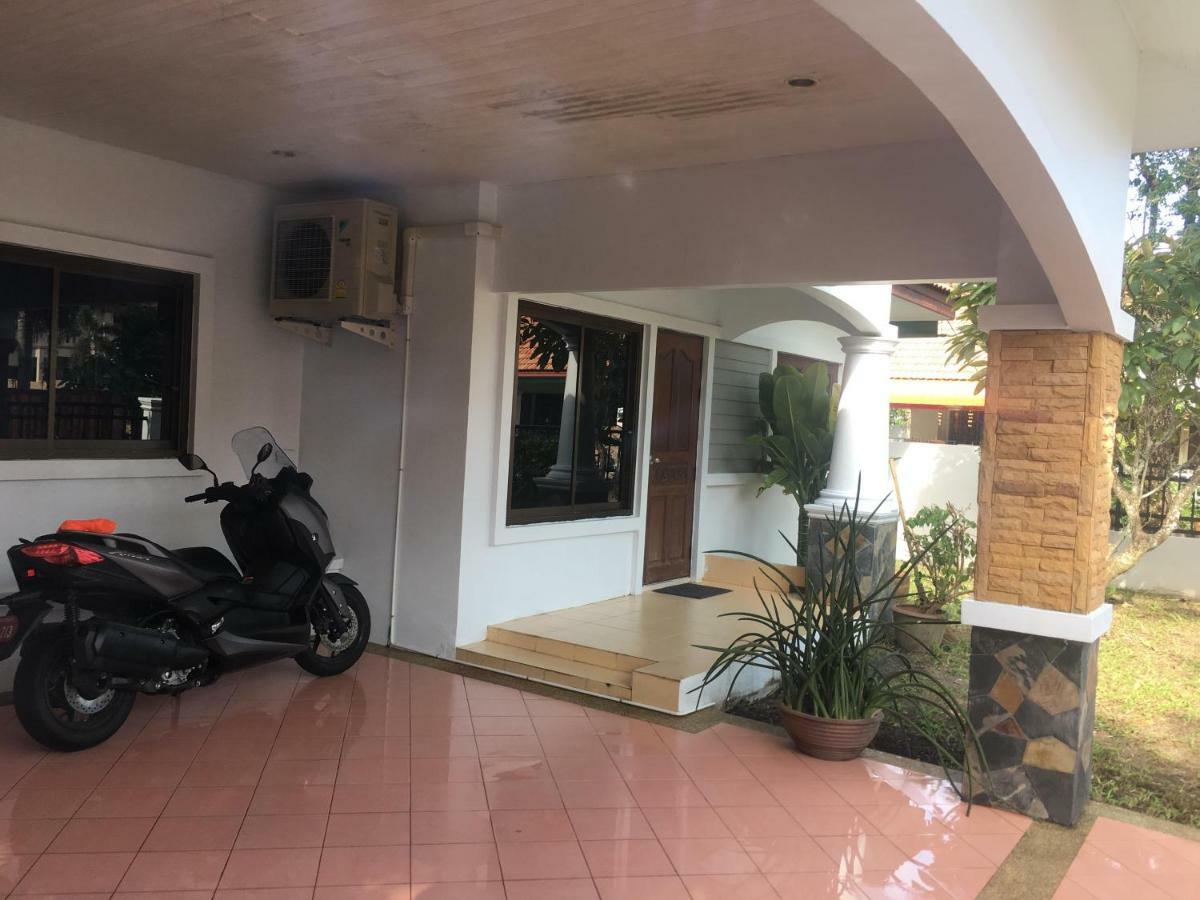 Beautiful 3 Bedroom Garden Villa ฉลอง ภายนอก รูปภาพ